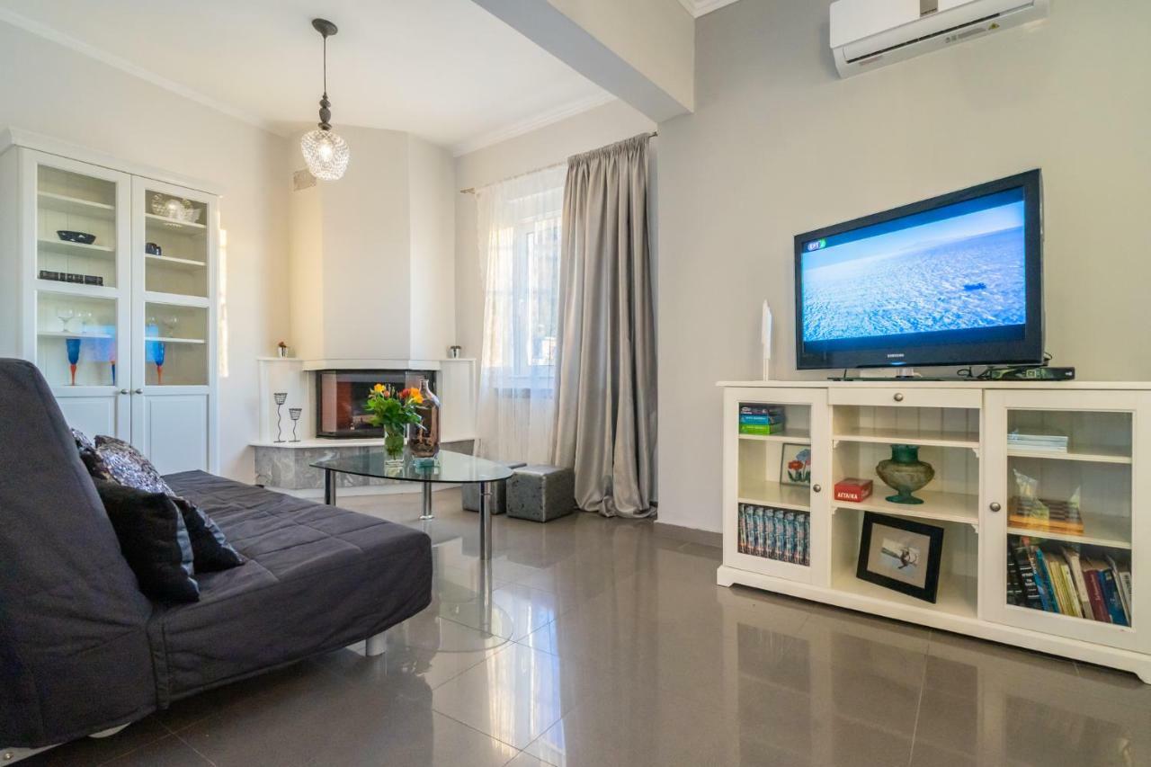 Fontana Luxury Villa Salakos With Pool Near Beach المظهر الخارجي الصورة